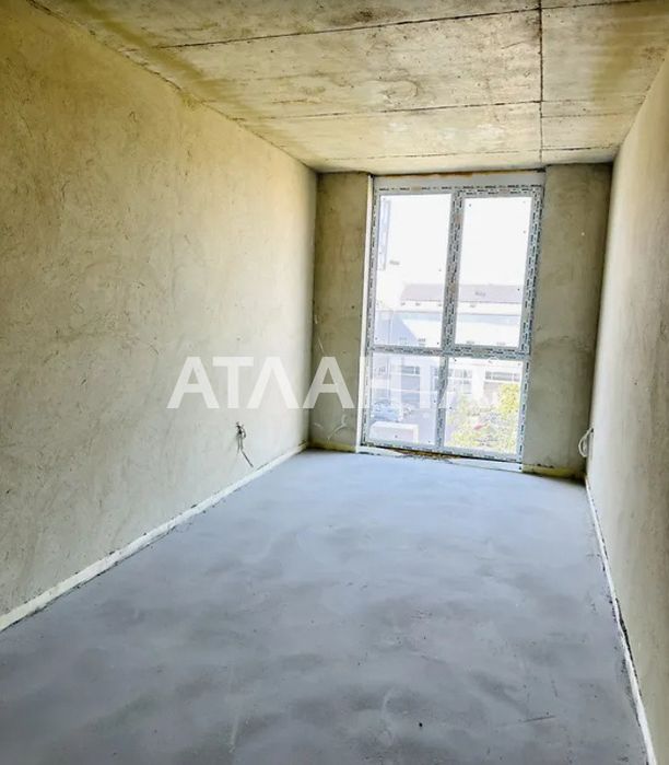 Продаж одно кімнатної квартири по переуступці!