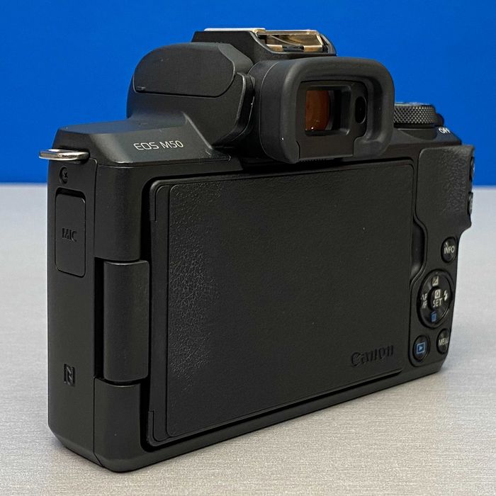 Canon EOS M50 (Corpo) - 24.1MP