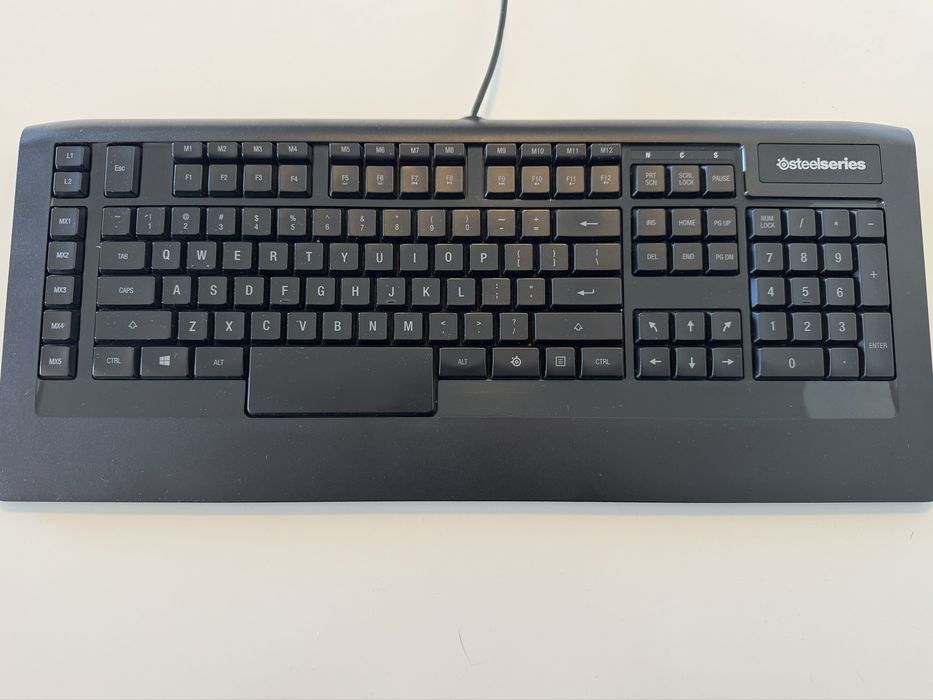 Klawiatura SteelSeries APEX  64121 stan idealny