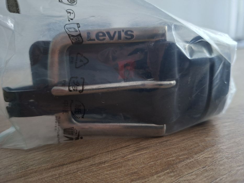 Pasek levis czarny 95cm z klamrą 114cm Meski nowy