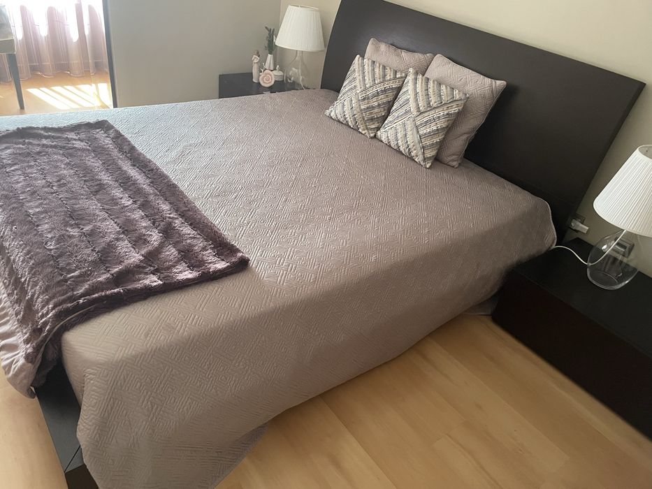 Cama de casal + cómoda