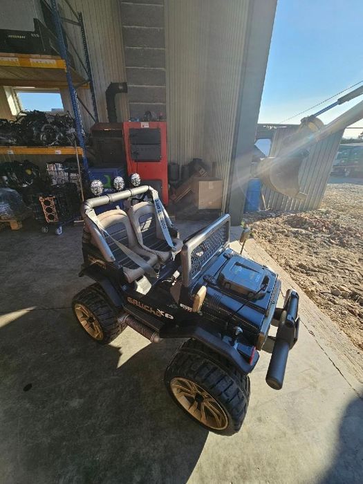 Peg perego  gaucho XP jeep