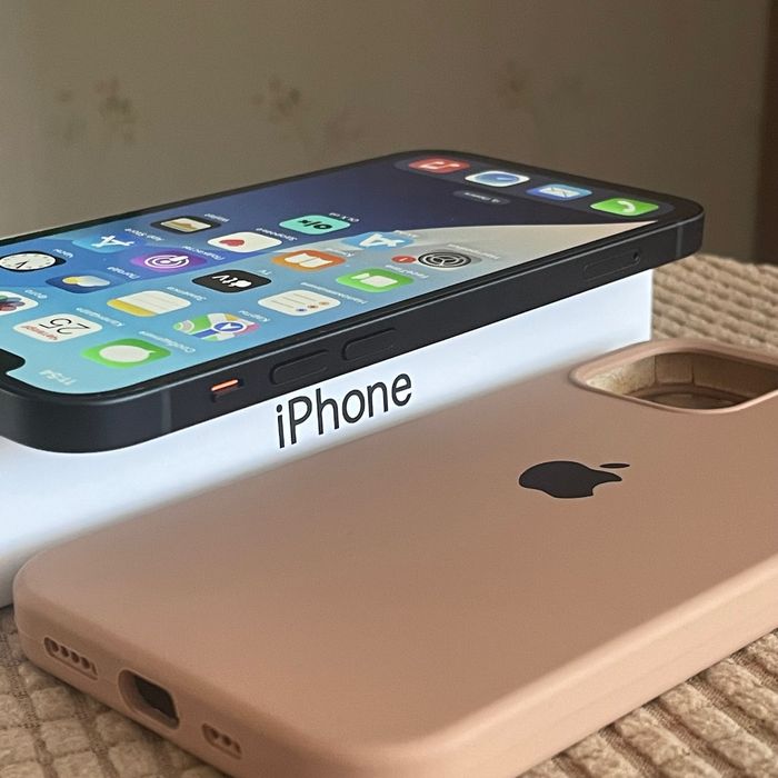 iPhone 12 64GB Black Neverlock