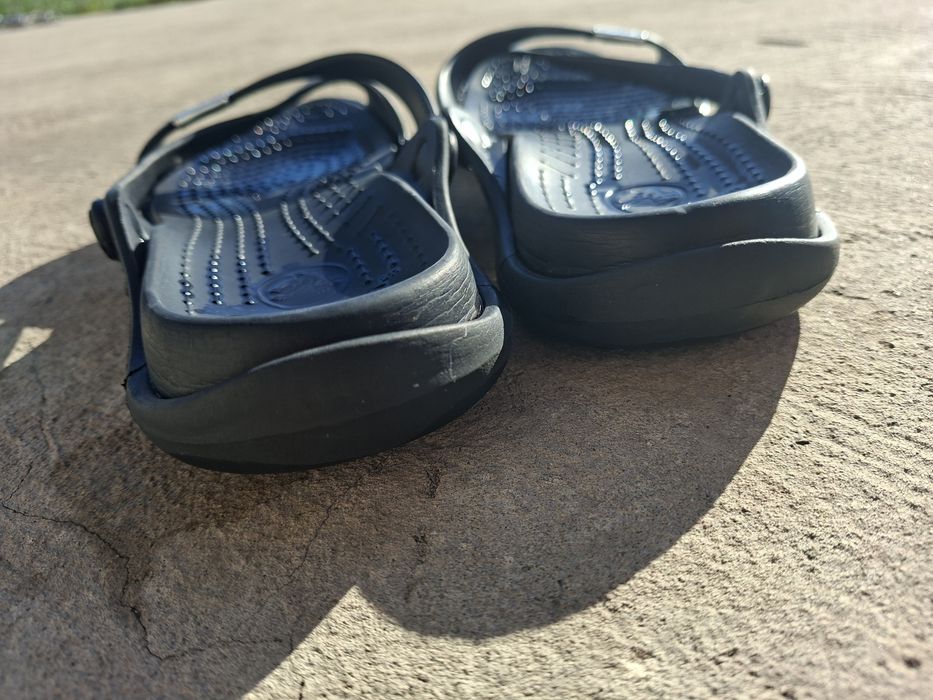 Klapki laczki Crocs 42