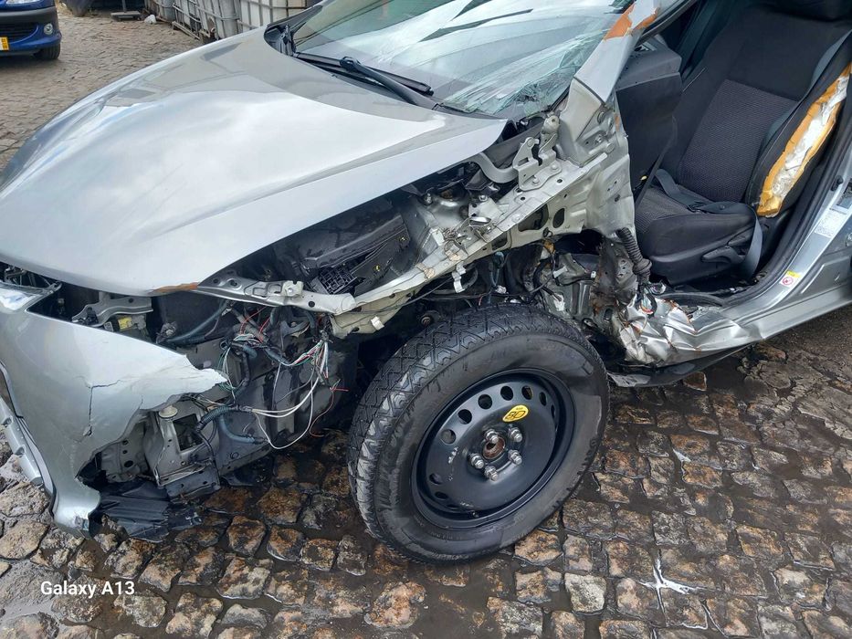 TOYOTA AURIS Combi 1.3 Dual-VVTi Nacional Gasolina