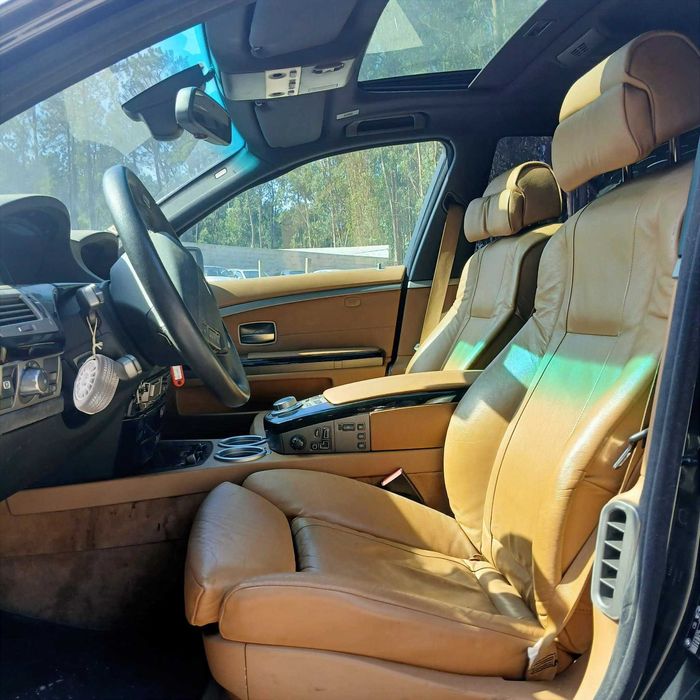 BMW E65 3.0D de 2009 - Peças Usadas