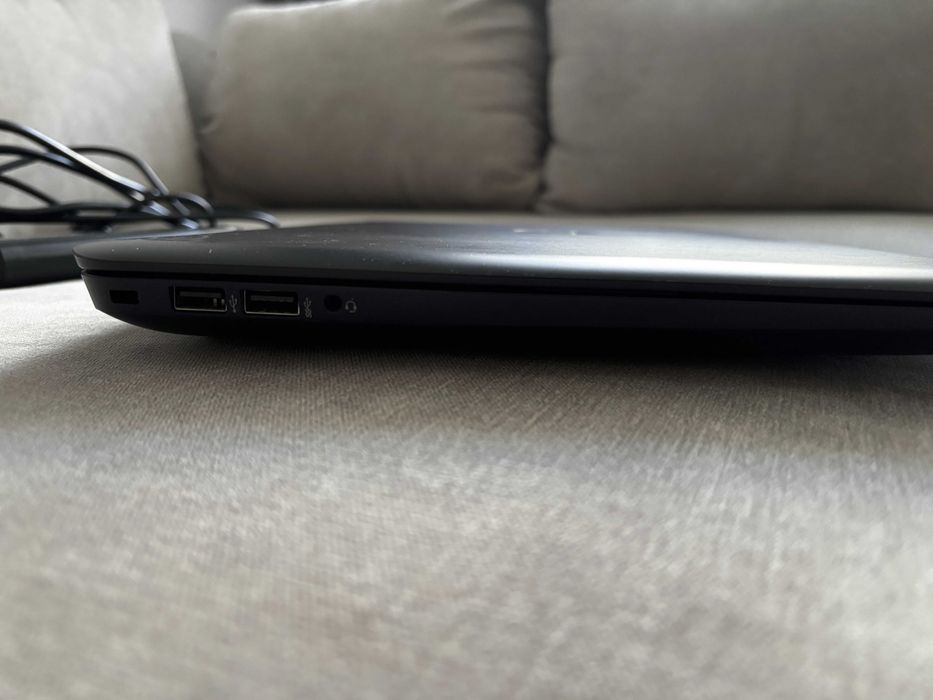 HP Pavilion 15 i5-8300H / GTX 1050Ti / 16GB RAM / 480GB
