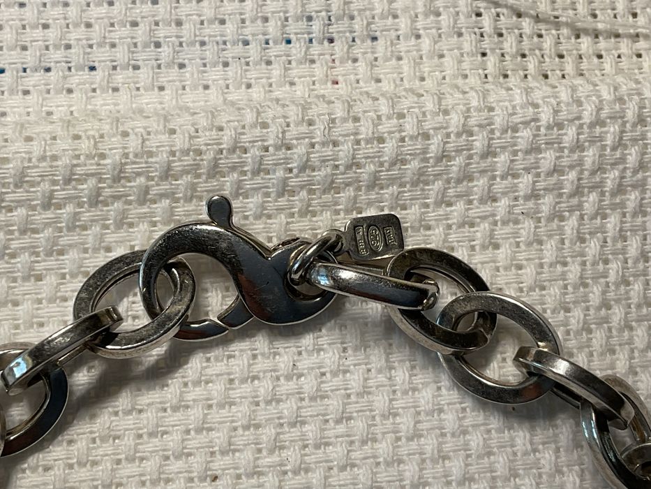 Artigos em prata, colar, pulseiras, anel com pérola