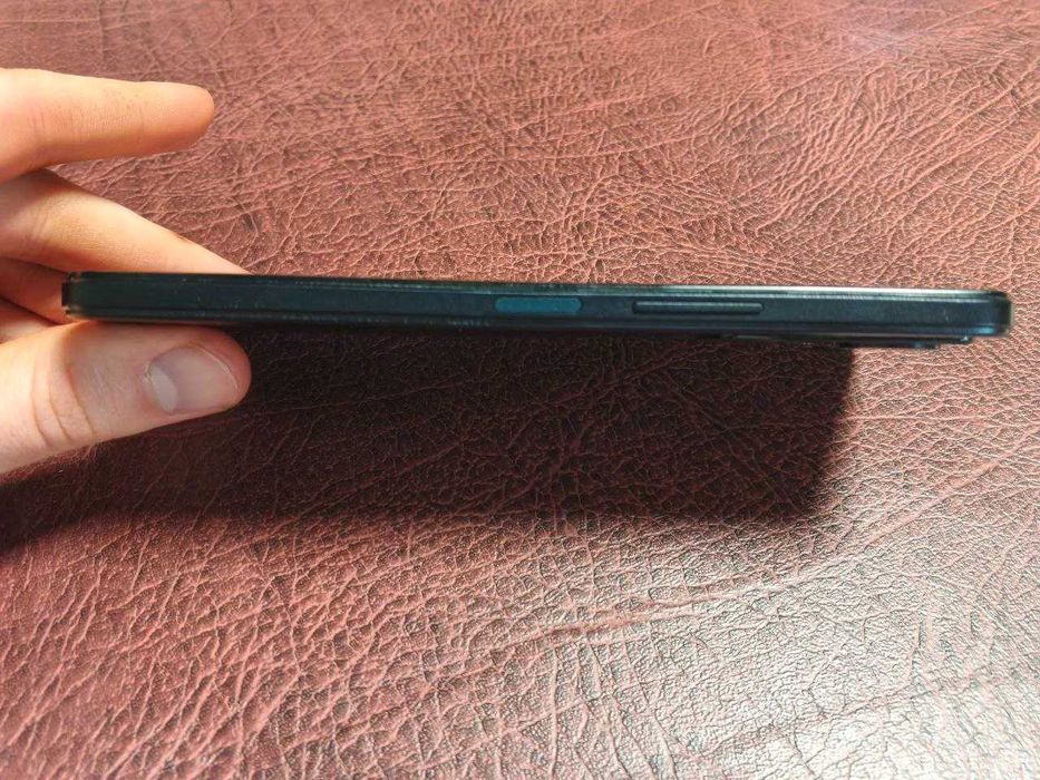 Продам телефон Infinix Note 12 (6/128GB)