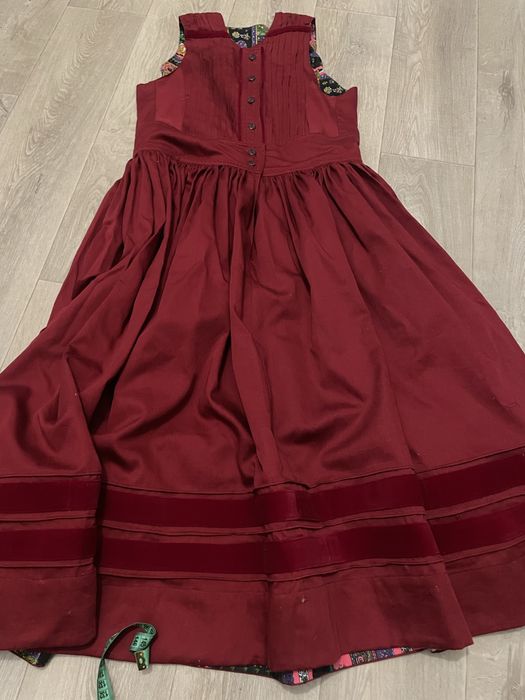 Автентичний одяг