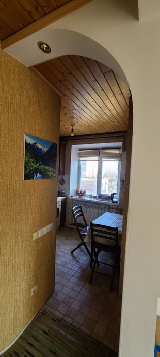 Продам або здам 2 кім кв в само му центрі Меблі заходь та живи