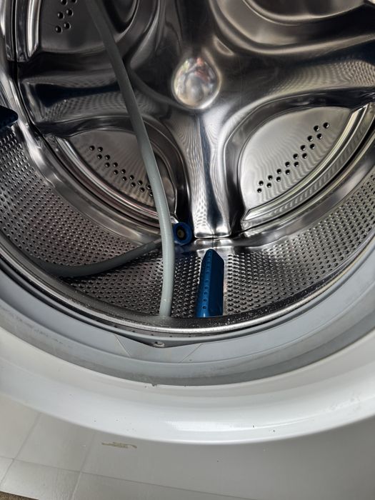 Стиральная машина на запчасти  Electrolux EWS1074SMU