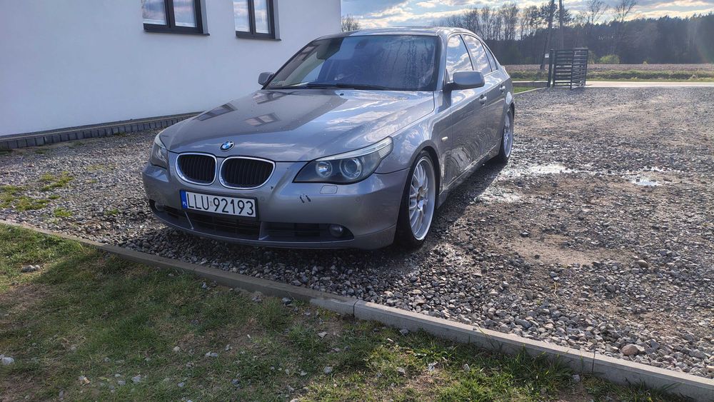 BMW 525i manual benzyna