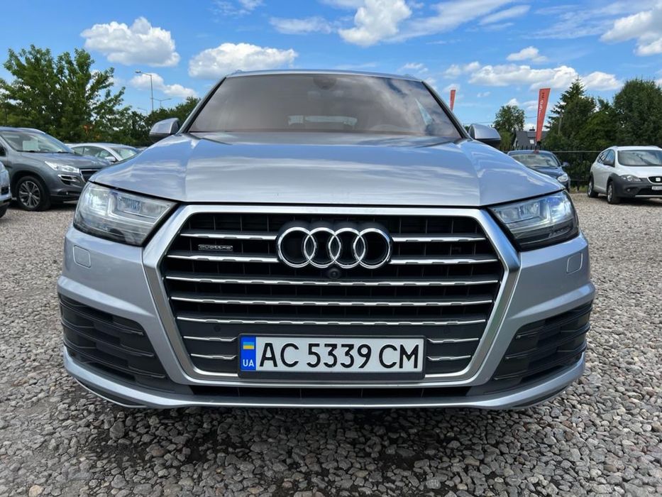 Продам Ауді Q7. Premium+ 2.0 бензин