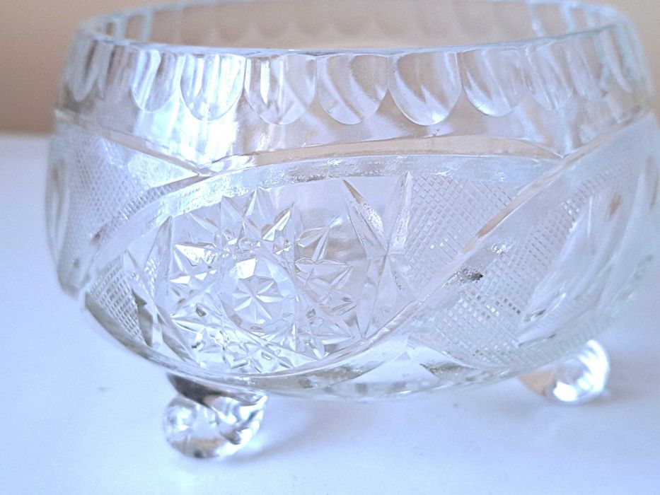 Kryształowa mała miska na słodycze, cukierki, 11 cm.