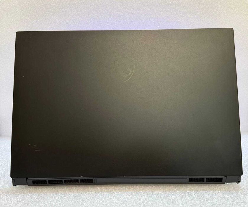 Ігровий ноутбук MSI Creator 15 A11UH/4K OLED/Intel Core i7-11800H/ NVIDIA GeForce RTX 3080 8GB/1TB/16GB