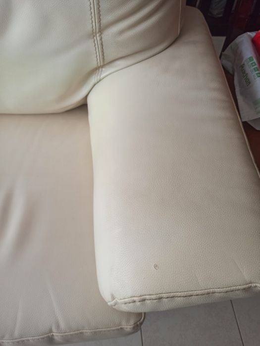 Sofá de 2 lugares