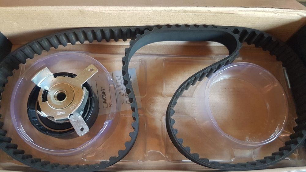 Ремень грм ролик Ford Focus 2