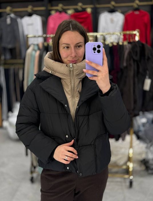 Куртка чорна жіноча