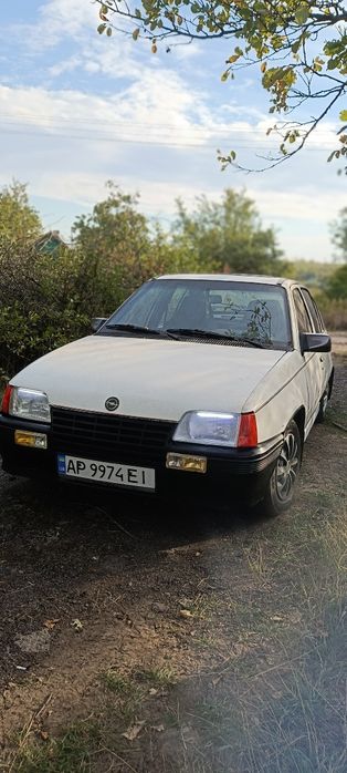 Продам Опель Кадет Бенз/газ