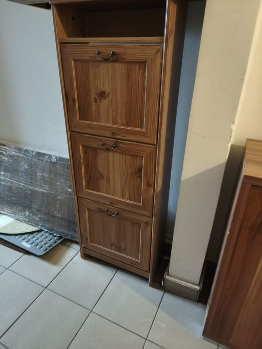 Szafka na buty w bardzo dobrym stanie