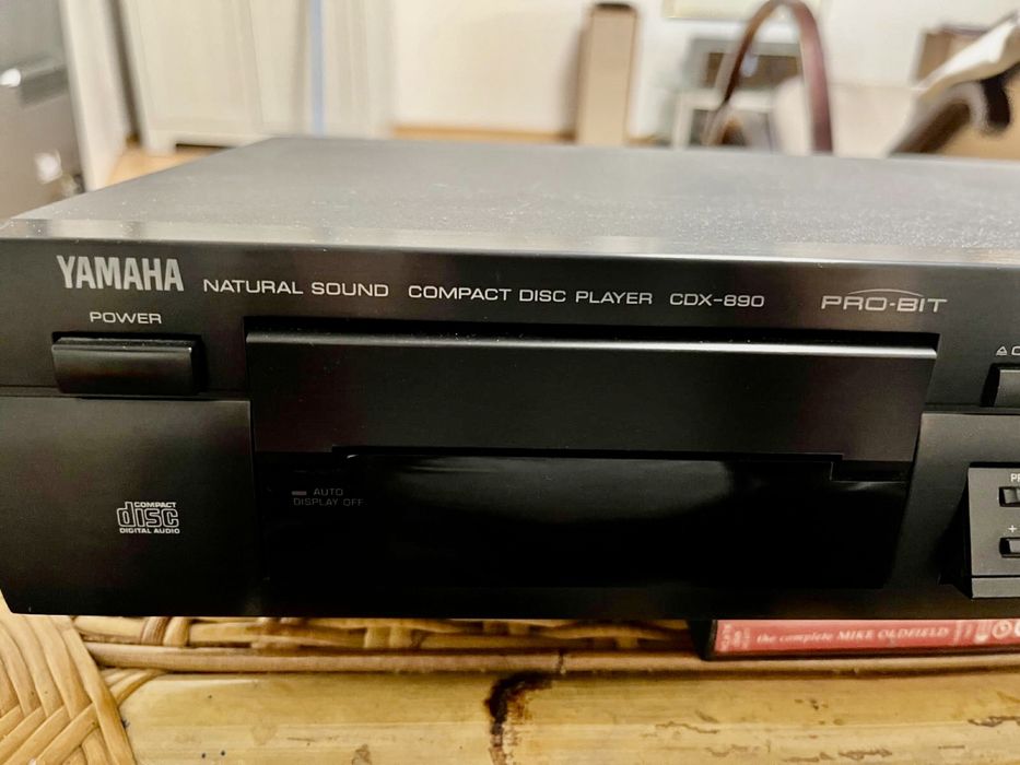 CD Yamaha CDX-890