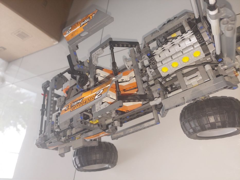 Kocki lego technic 8297 samochód terenowy
