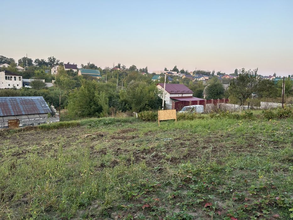 Продам дачну ділянку. Лезнево