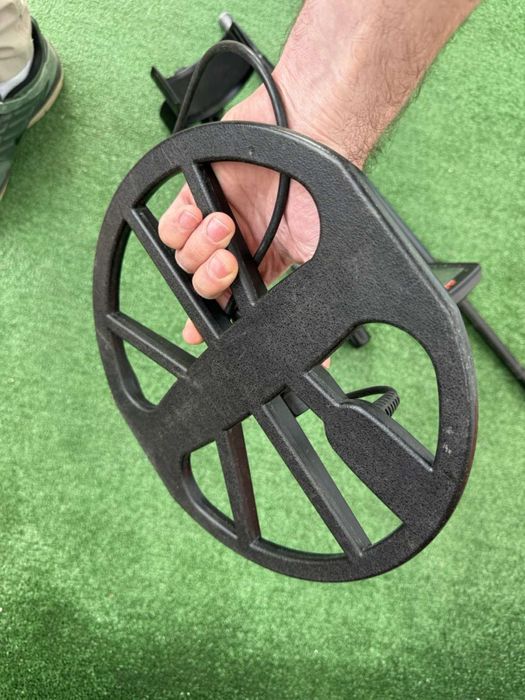 Металошукач Minelab Equinox 600. Металлоискатель Минелаб Еквинокс 600.
