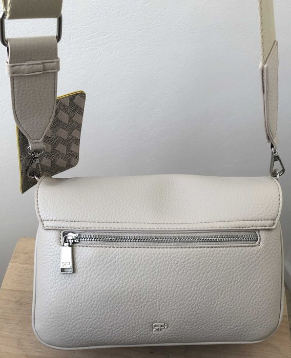 Mala Parfois off-white