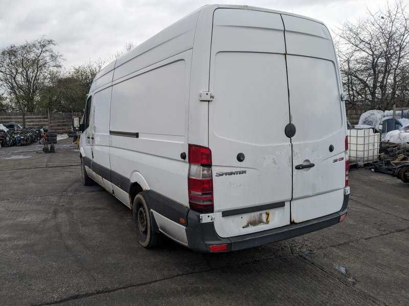 Mercedes Sprinter 2.2CDI (2006) para peças