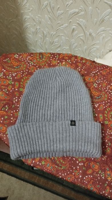 Зимова жіноча шапка ангорка без флісу.Жіноча шапка тепла.