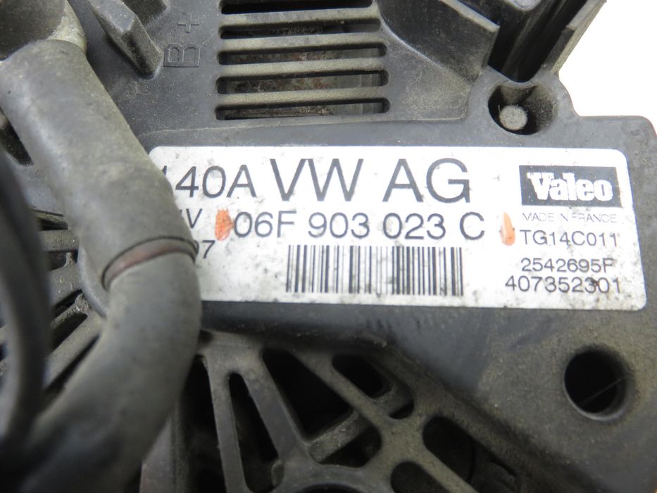 Alternator Seat Leon II 2.0 Tdi - 06f903023c