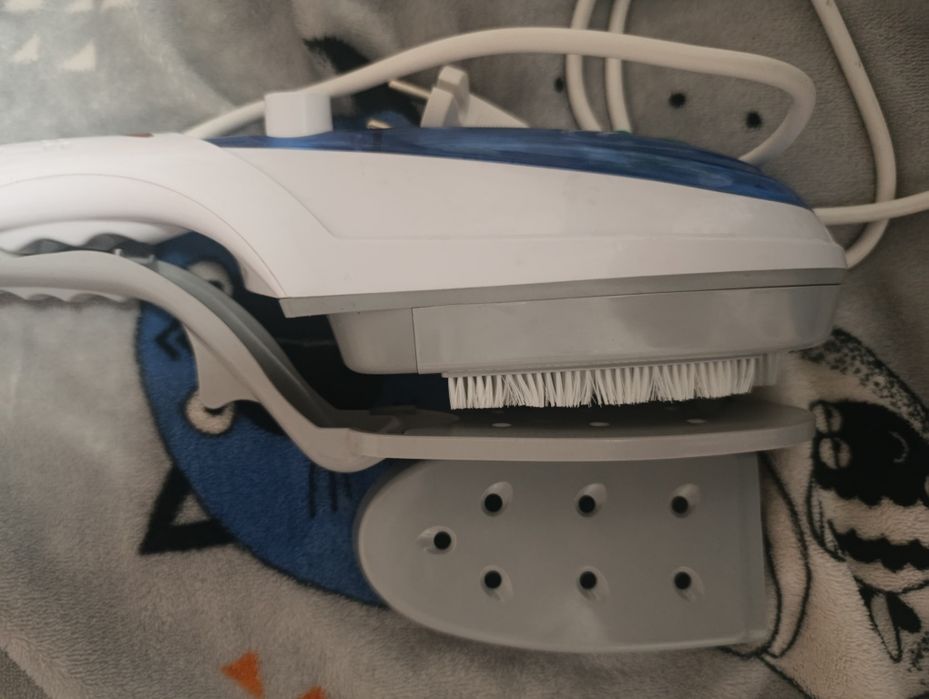 ручний відпарювач для одягу Tobi Steam Brush