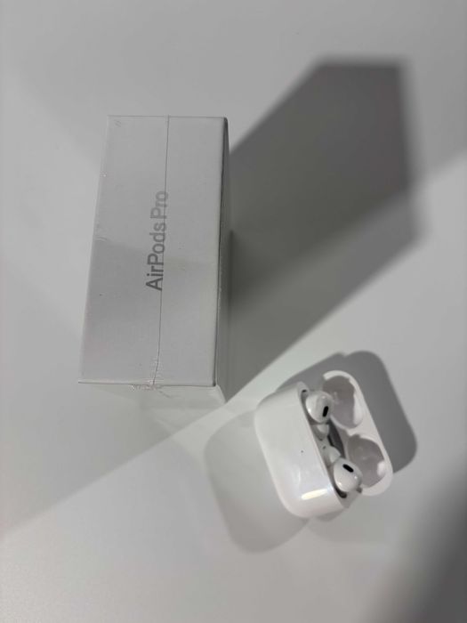 Bezprzewodowe słuchawki douszne Apple AirPods Pro 2 generacji