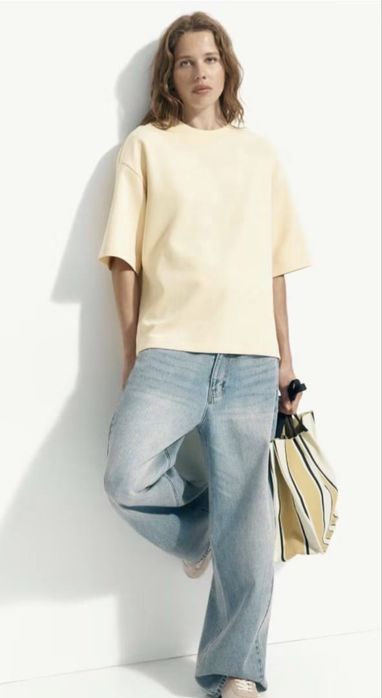 Футболка H&M жіноча