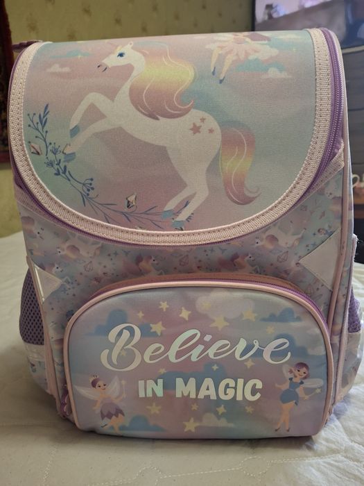 Рюкзак для дівчинки