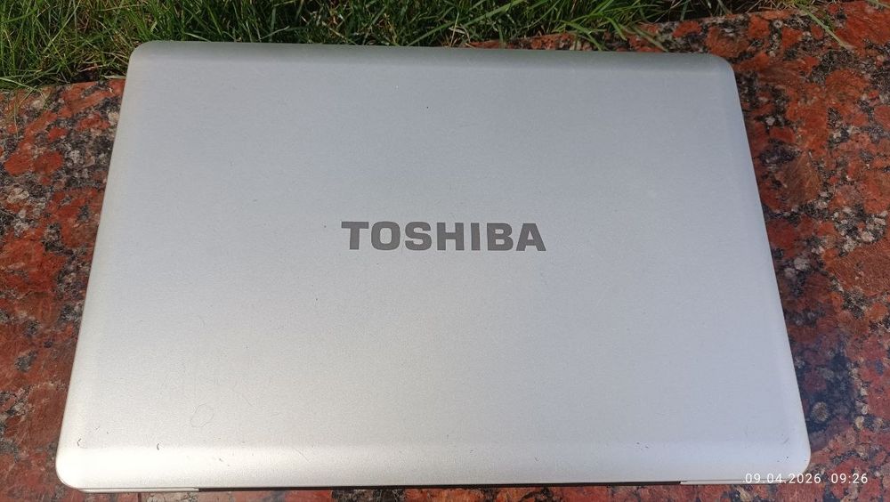 ноутбук toshiba.