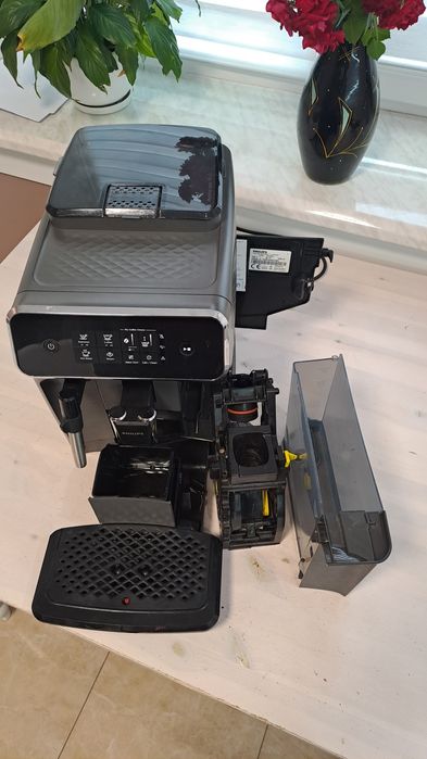 Кавомашина Philips EP2224