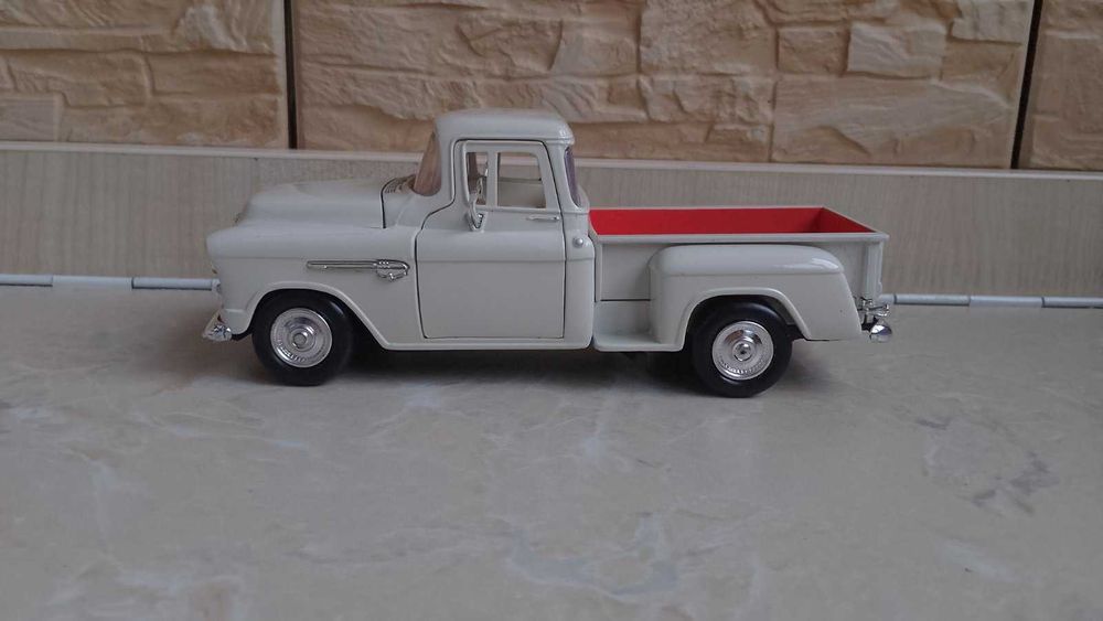 Chevrolet 5100 Stepside 1955 Motormax 1/24