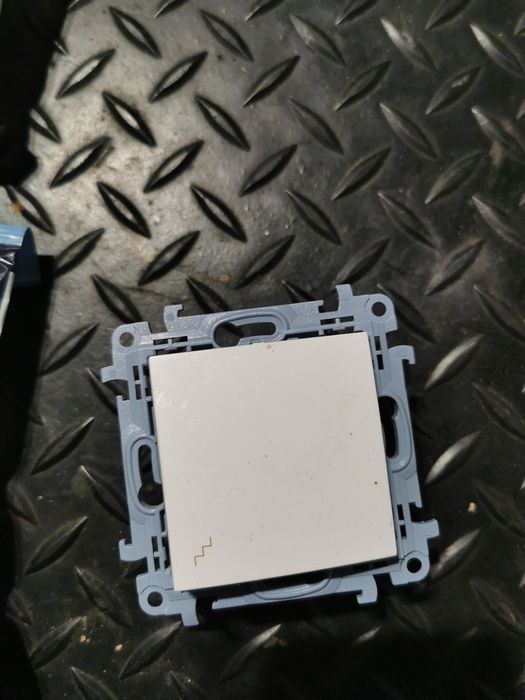 Simon 10 pozostałości