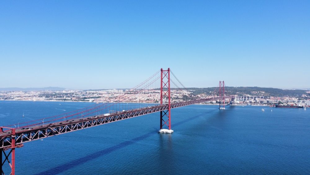Imagens aéreas com recurso a drones.