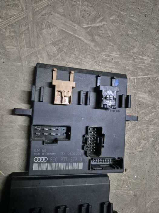 Moduł komputer sterownik światel audi a4 b6 b7