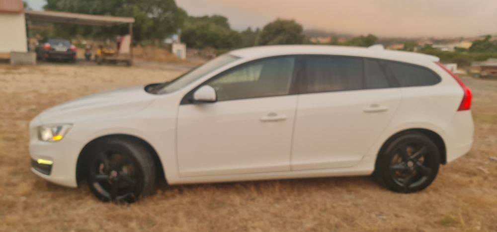 Volvo v60 d3 2013