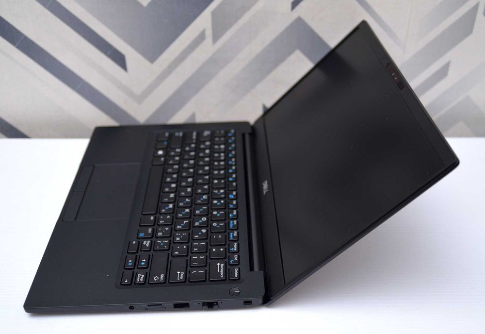 Dell latitude 7390/ i5-8350U/ 8/16 RAM/ 256/512 SSD/ 13.3 FHD/ Ноутюук