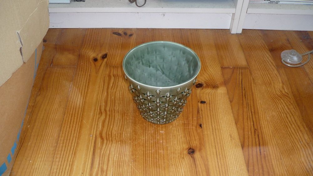 Vaso Modernista em faiança Secla