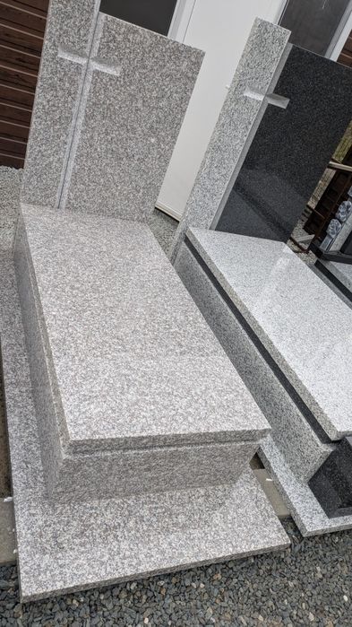 Nagrobek granitowy 90x190