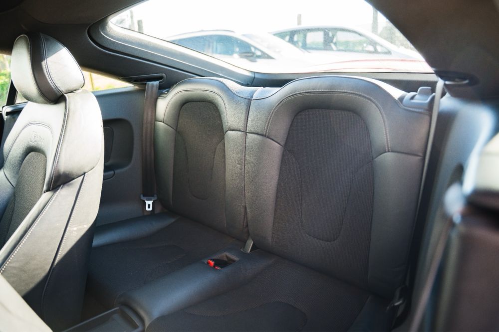 Audi TT S-Line TFSI Selo Antigo