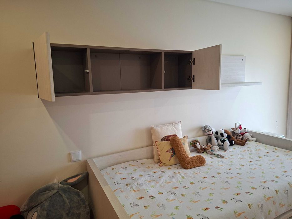 cama / Estudio completo para criança.