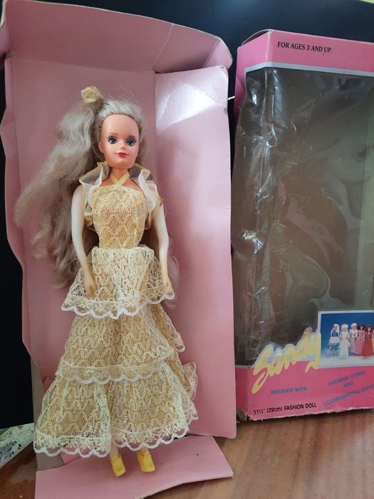 Вінтажна лялька,по типу барбі 90х років